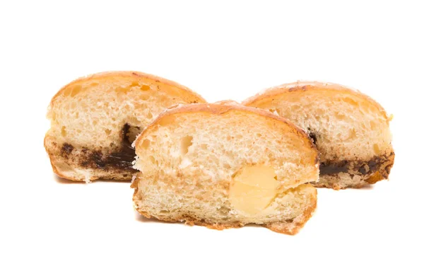Donuts com um recheamento isolado — Fotografia de Stock