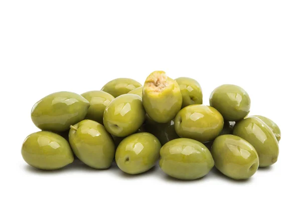 Green olives isolated — Stock Photo, Image