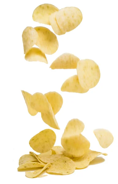 Slané bramborové lupínky, samostatný — Stock fotografie
