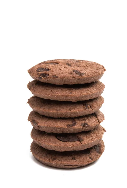 Biscoito de chocolate com gotas isoladas — Fotografia de Stock