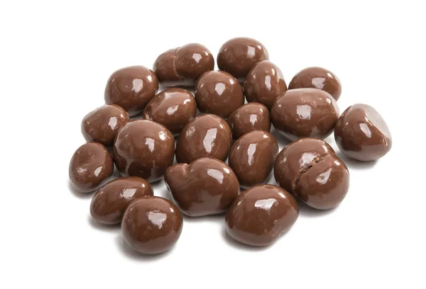 Frutos secos en chocolate aislado — Foto de Stock