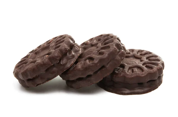 Choklad sandwich cookie isolerade — Stockfoto