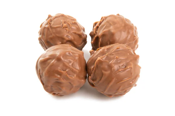 Trufas de chocolate aisladas — Foto de Stock