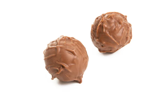 Chocolade truffels geïsoleerd — Stockfoto