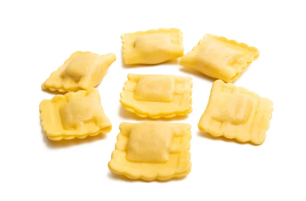 Ravioli italiani isolati — Foto Stock