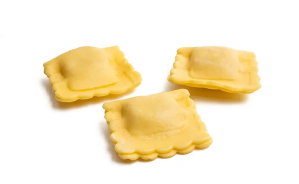 Ravioli italiani isolati — Foto Stock