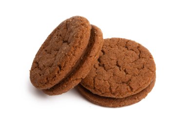 Beyaz arka planda izole çikolatalı kurabiye