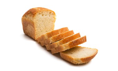 Beyaz bir sırtüstü izole edilmiş ekmek dilimleri.