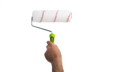 Beyaz arkaplanda izole edilmiş boya silindiri