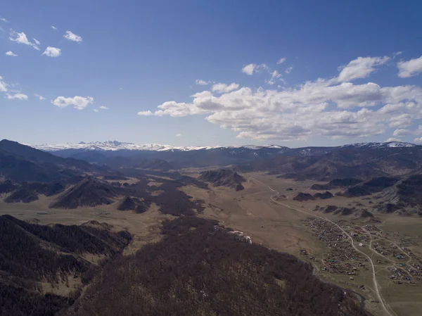 Montanhas Altai. Bela paisagem montanhosa. A Rússia. Sibéria . — Fotografia de Stock