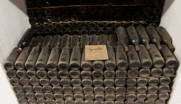 Sällsynta viner i Massandra winery — Stockfoto