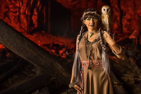 Beyaz baykuş ile güzel cadı.