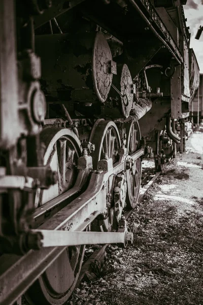 Eski buharlı tren jantlar Stok Fotoğraf