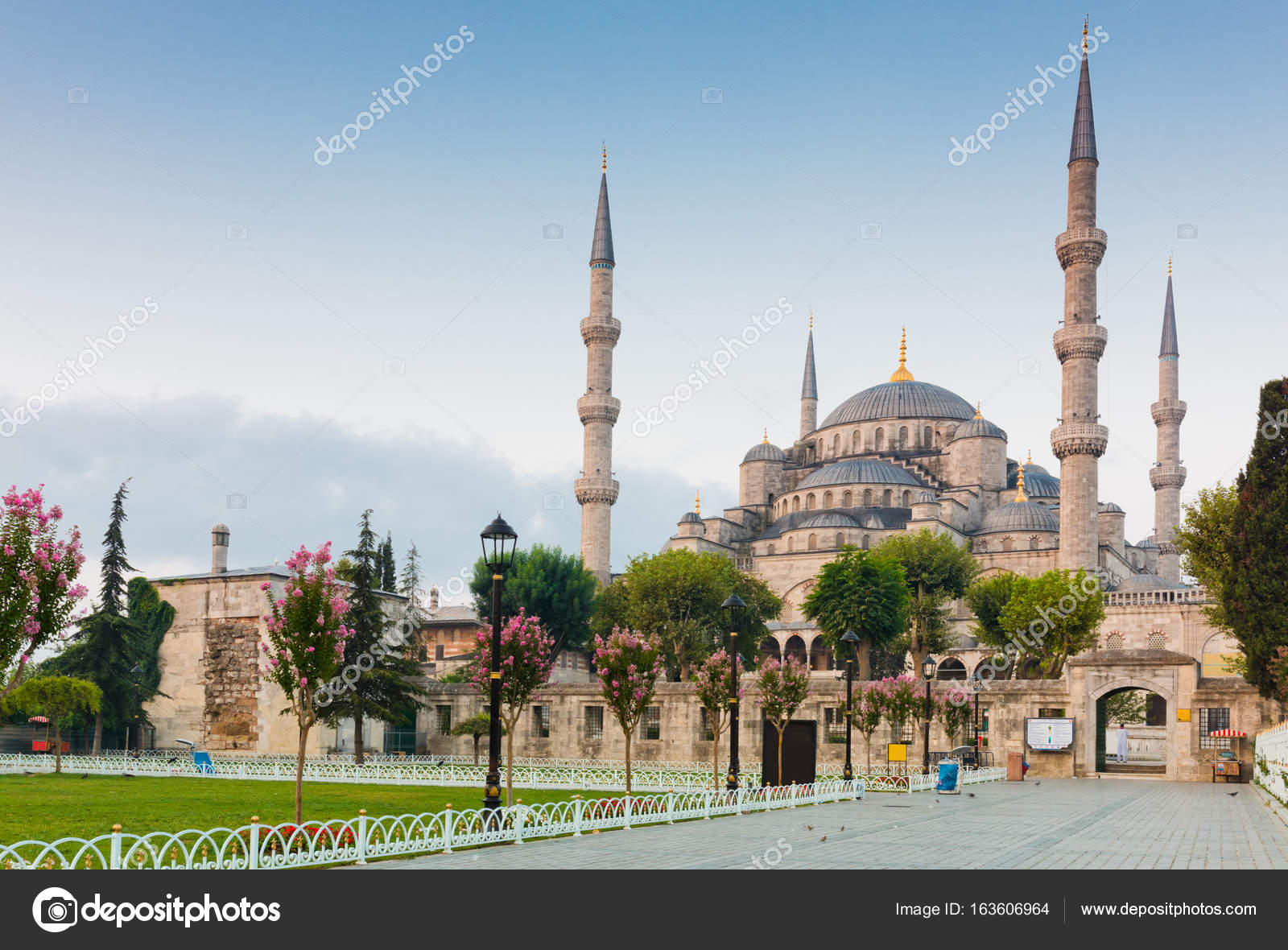 Front view of Blue Mosque Stock Photo by ©valphoto 163606964