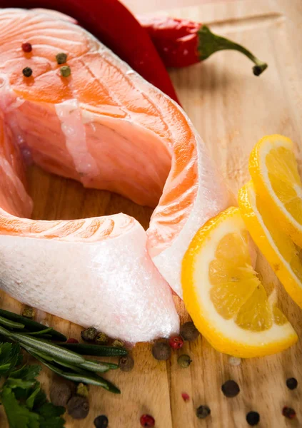 Salmon fillet with rosemary — Stock Photo, Image