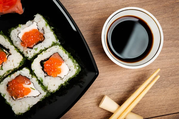 Set di sushi sul piatto — Foto Stock