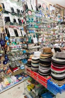 Hediyelik eşya çeşitli türü 