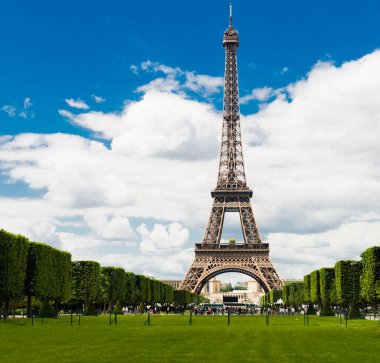 Paris 'teki Eyfel Kulesi 