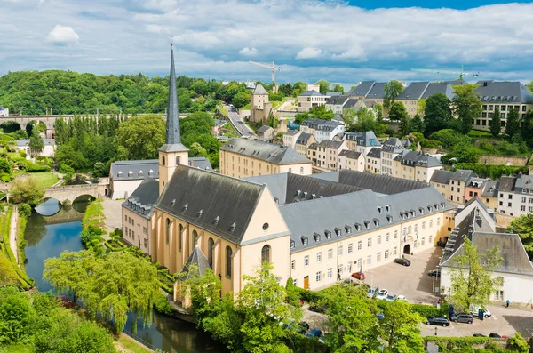 Abadía de Neumuenster en el río —  Fotos de Stock