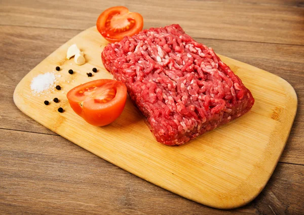 生ミンチ牛肉 — ストック写真
