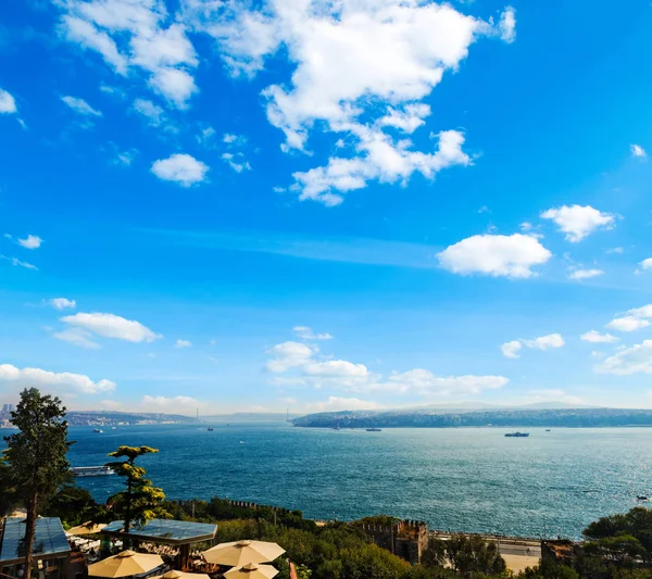 Bridge connecting Europe and Asia — Stock Photo, Image