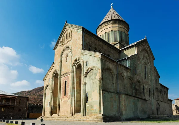 Antigua catedral ortodoxa —  Fotos de Stock