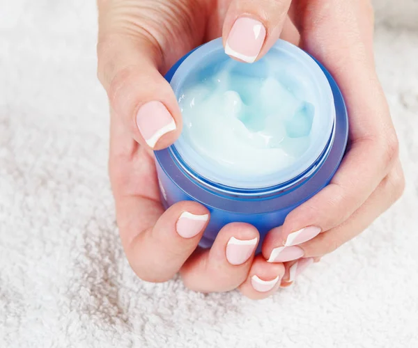 Beautiful Womans Hands Cream — Stock Photo, Image