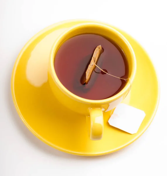 Tasse Tee Mit Teebeutel Leeres Etikett Auf Weißem Hintergrund — Stockfoto