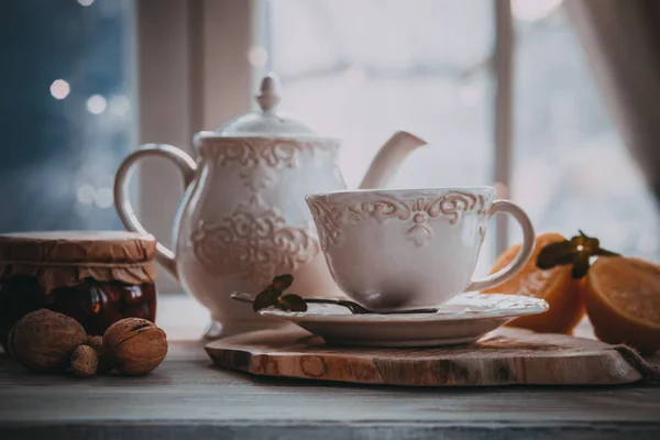 Hot tea in cold winter — Stock Photo, Image
