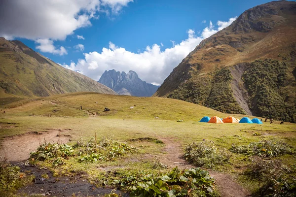 Vackra Berg Snodalen Juta Och Chaukhi Pass Kazbegi Georgien — Stockfoto