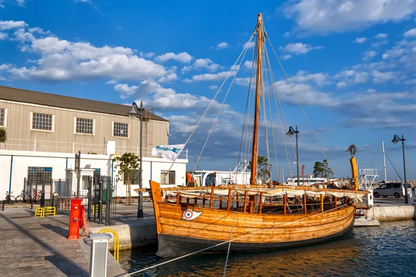 Vecchia nave in Limassol, Cipro Immagine Stock