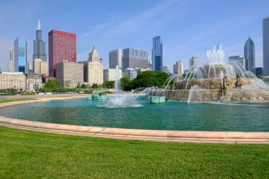 Chicago manzarası ve buckingham Çeşmesi