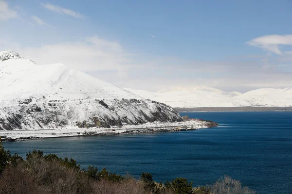 Sevansjön i vinter — Stockfoto