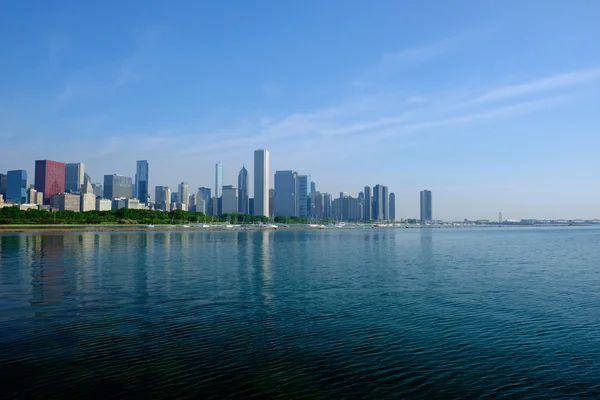 Чикаго skyline ранок — стокове фото