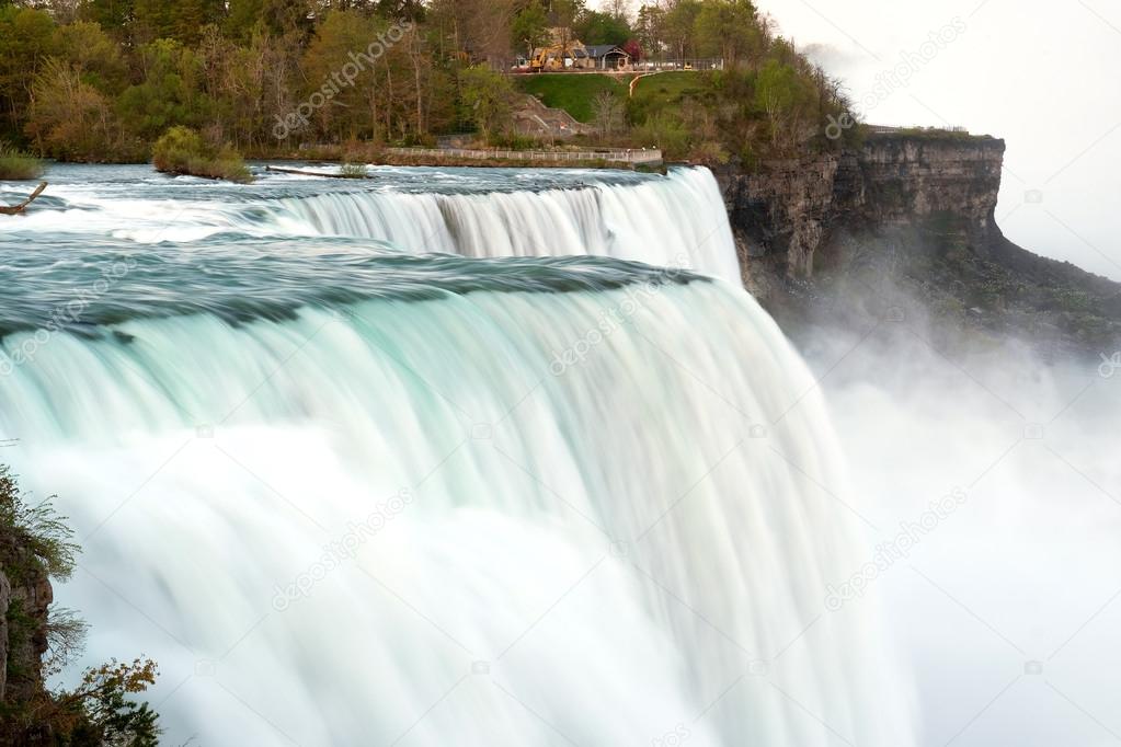 picturesque Niagara Falls