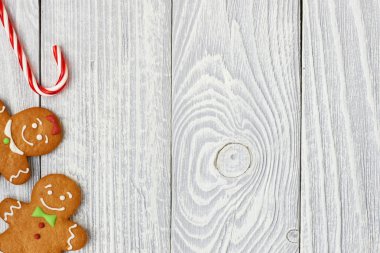 gingerbread çerezleri ve şeker kamışı