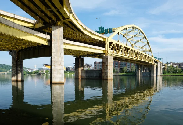 Puente en Pittsburgh, Pennsylvania — Foto de Stock