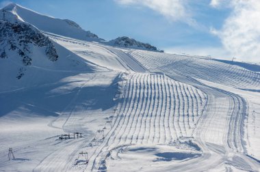 Alp kış dağ manzarası