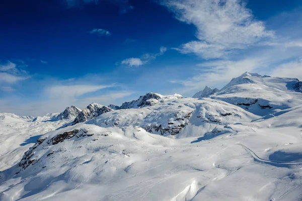 Invierno alpino montaña paisaje — Foto de Stock