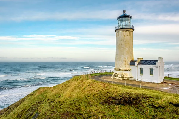 North Head Lighthouse at Pacific coast — Stock Photo, Image