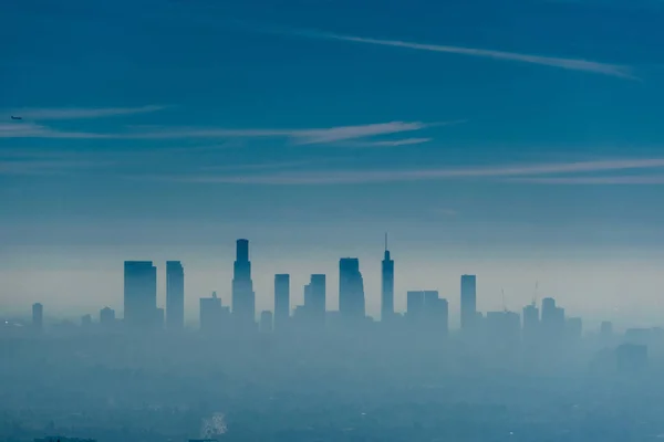 Los Angeles horizonte enevoado — Fotografia de Stock