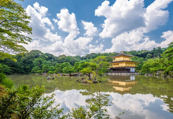 Kinkaku-ji Rozciągacz w Kioto — Zdjęcie stockowe