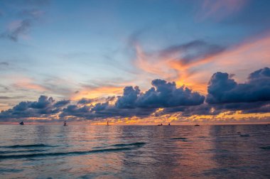 Boracay Beach güzel gün batımı