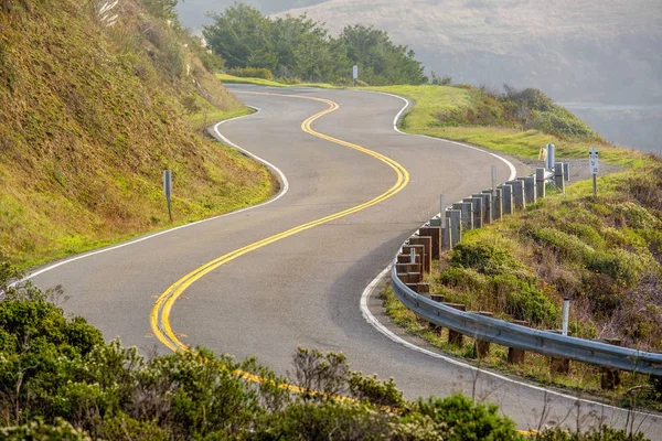 Carretera en la costa pacífica —  Fotos de Stock