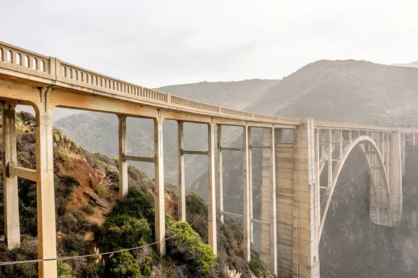 Bixby Creek Bridge o — Stock Photo, Image