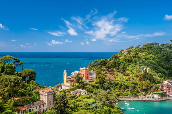 Portofino vesnice na Ligurském pobřeží — Stock fotografie