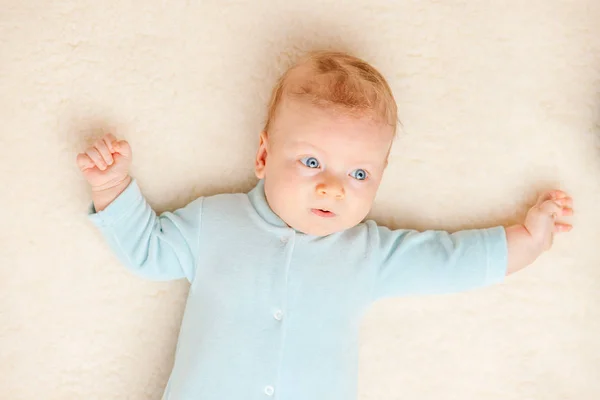 Två månader gammal baby — Stockfoto