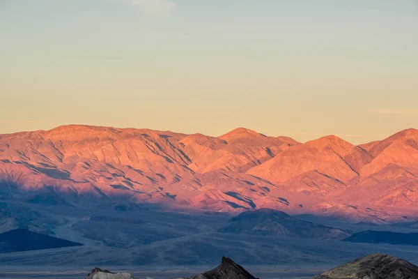 Национальный парк Долина Смерти - Запасная точка на восходе солнца — стоковое фото