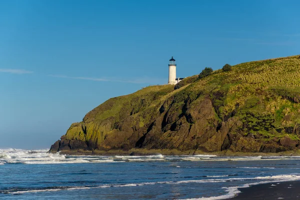 North Head Lighthouse at Pacific coast, built in 1898 — Stock Photo, Image