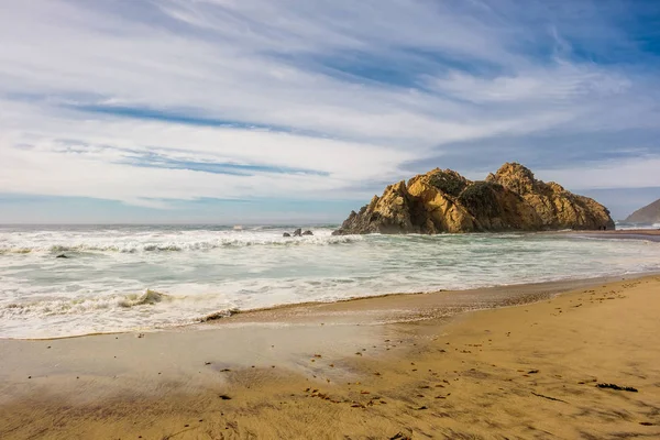 Pfeiffer Beach Rock — Stok fotoğraf